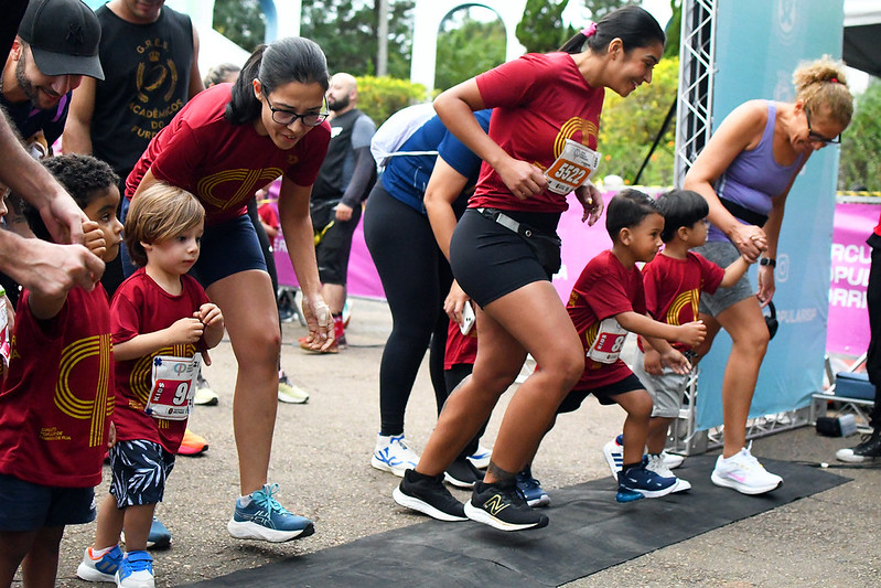 Na imagem, participantes da 37ª Circuito Popular de Corrida de Rua.