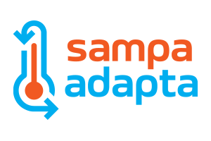 A imagem mostra o logotipo “Sampa Adapta”. À esquerda, há um desenho de um termômetro estilizado em azul, com uma seta curvada apontando para baixo e outra para a direita. Dentro do termômetro, há uma coluna laranja e uma bolinha laranja na base, representando a temperatura. À direita do símbolo, está escrito “sampa” em laranja e “adapta” em azul, ambos em letras minúsculas.